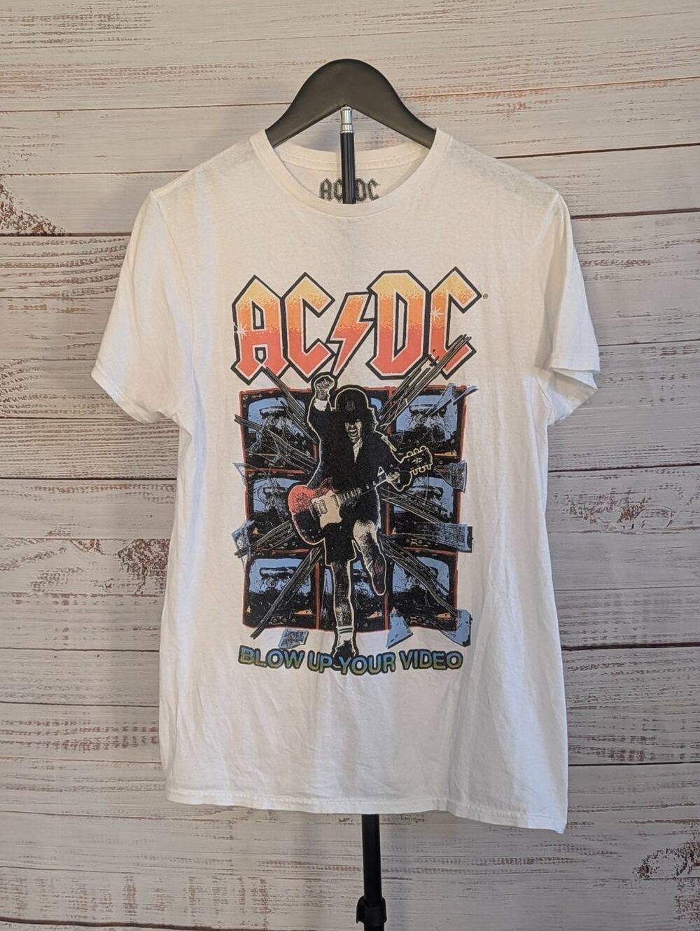 AC/DC Band T-Shirt Mens M White Angus Young Live Wire Classic Hard Rock Concert